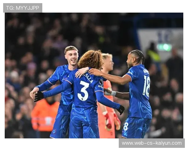 南安普顿客场大胜，稳住保级希望，南安普顿首发