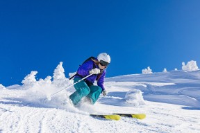 凯恩考虑巴萨：15场轰22球违约金6500万！明年接班莱万，巴萨输凯尔特人