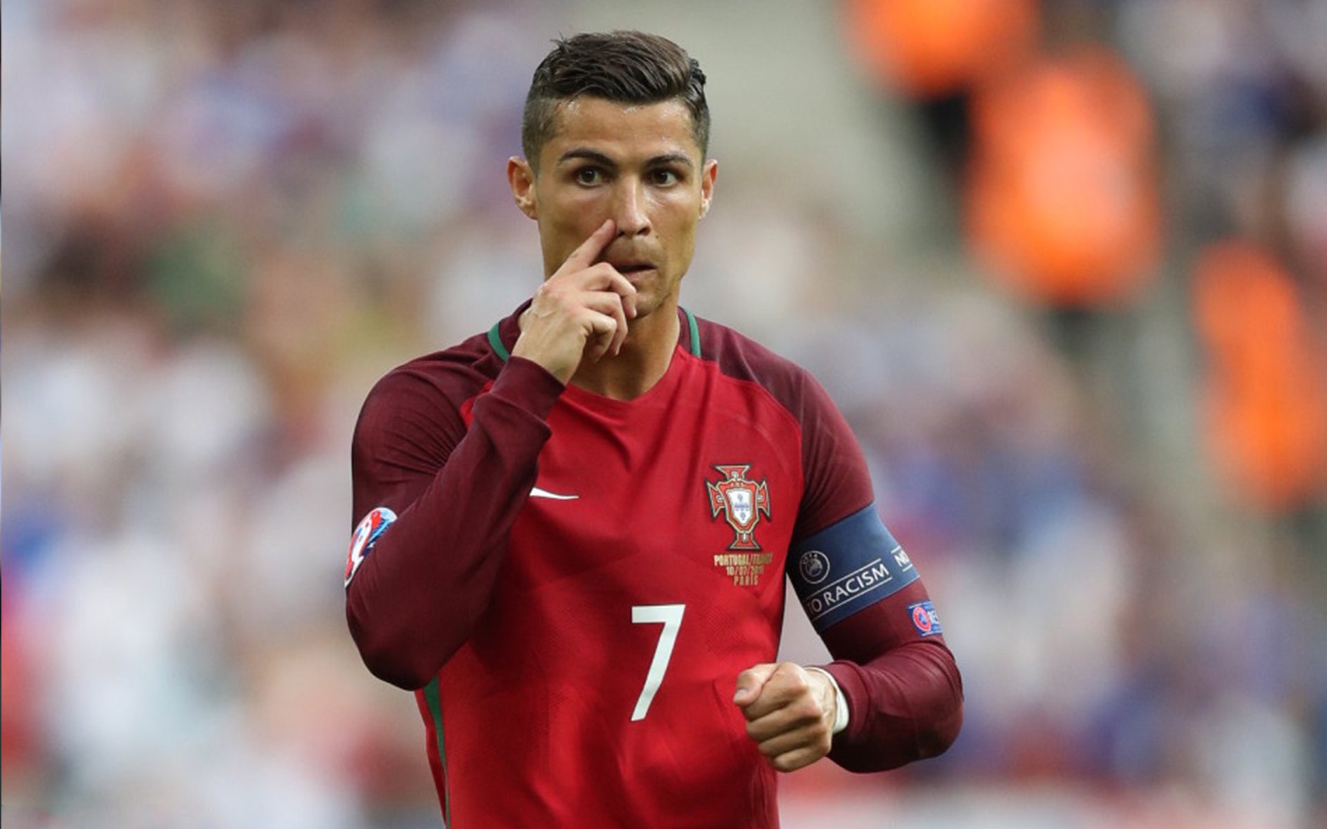 爵士主场战绩提升观众数量增长，爵士目前战绩